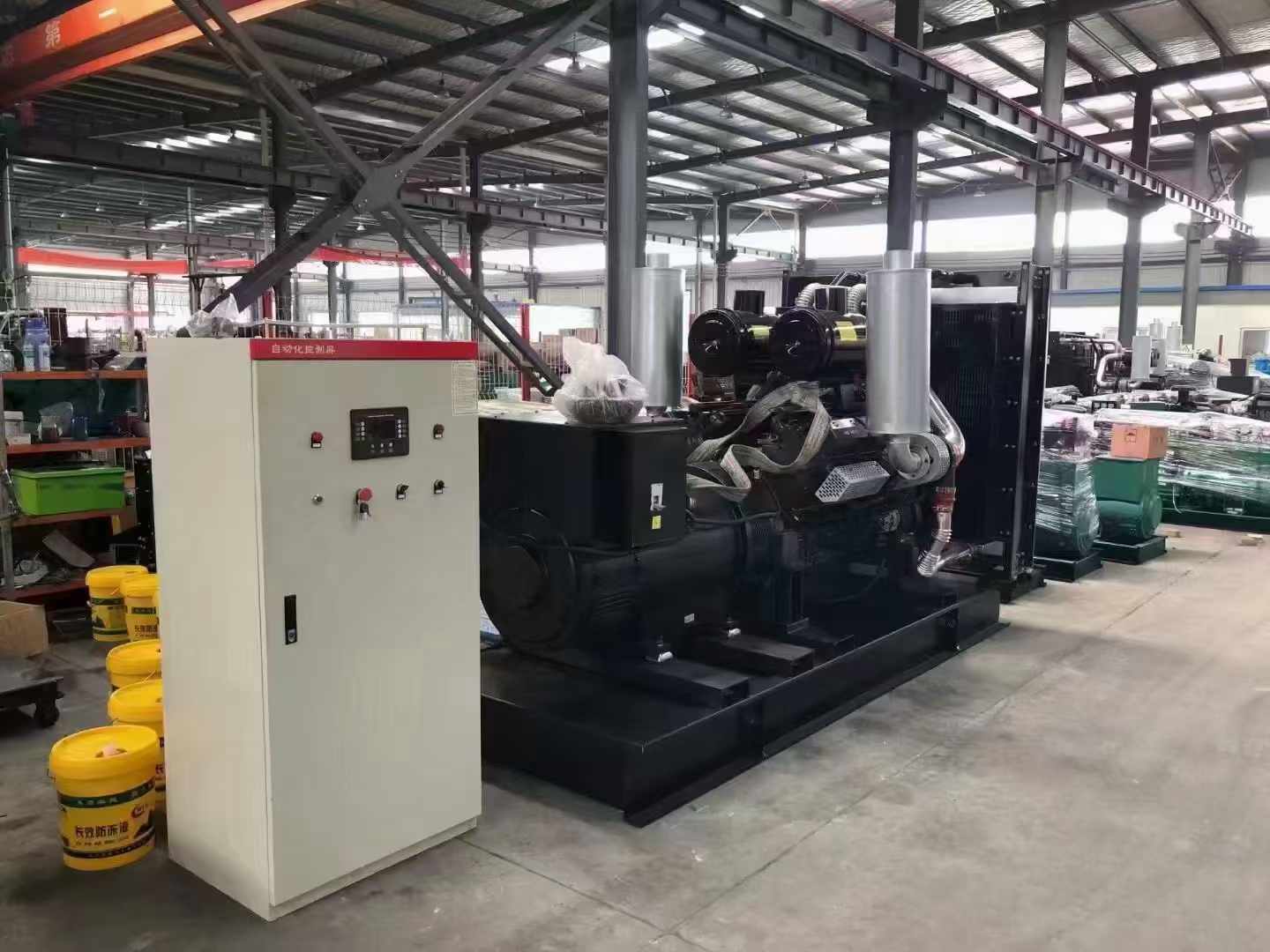 南郑发电机2000kVA 负载需要多大的电缆？