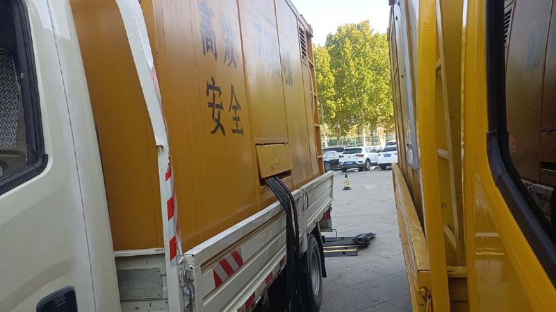 南郑如何判断柴油发电机组和UPS电源的切换时间是否符合要求？